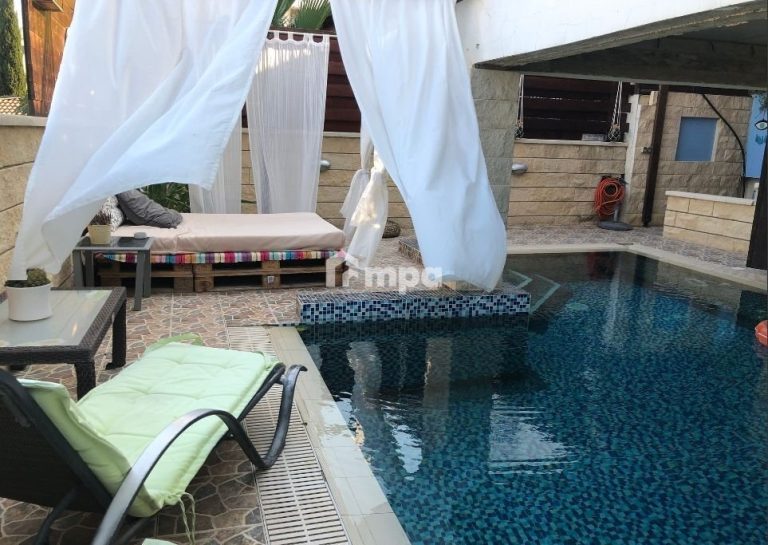 Cheap Houses and Villas for Sale Nicosia up to 700000 euro