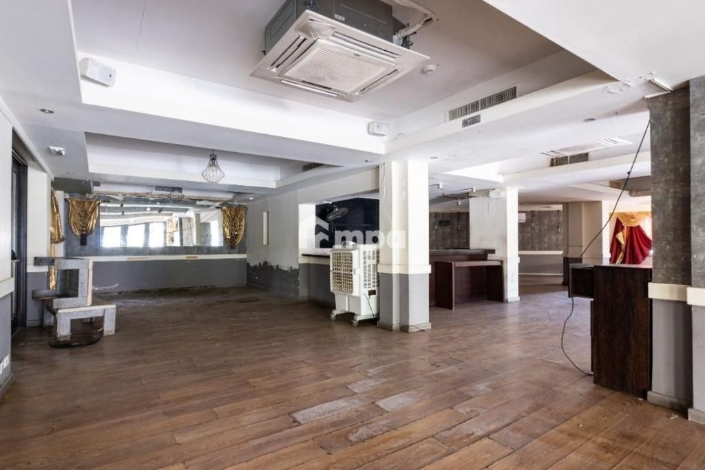 242m² Commercial for Sale in Nicosia – Agios Antonios