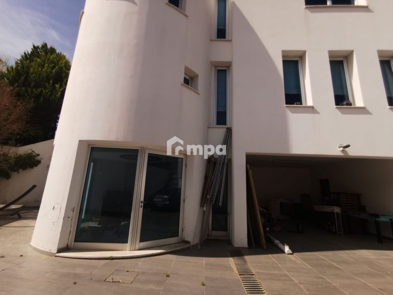 4 Bedroom House for Sale in Kallepeia, Nicosia District