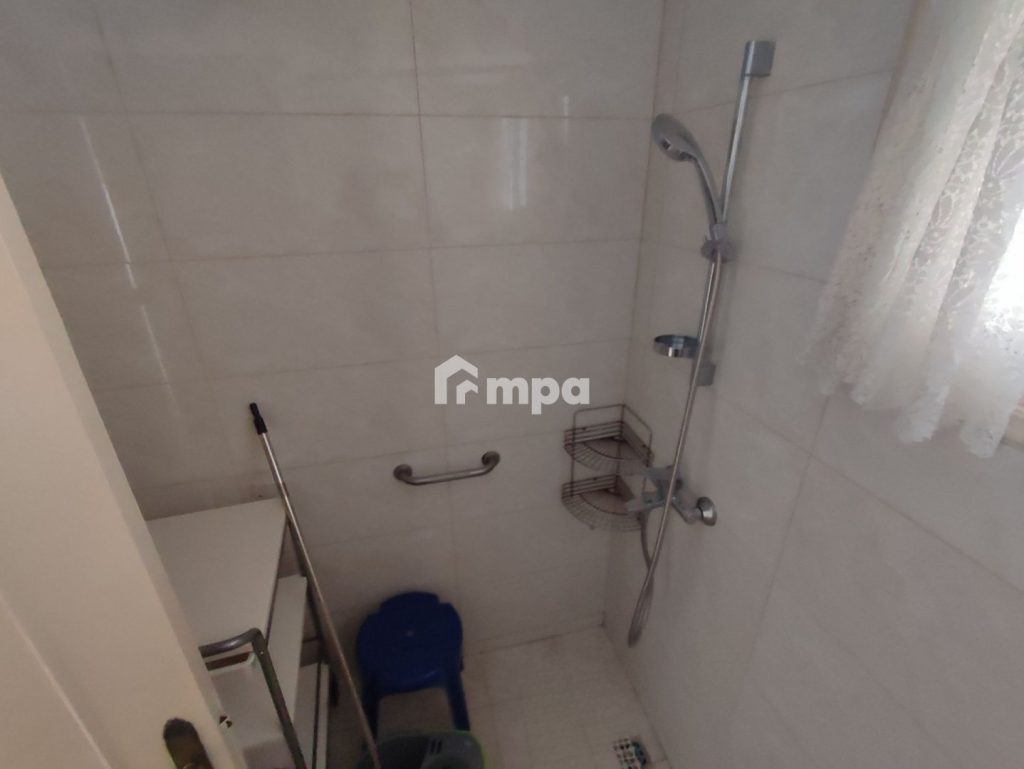 2 Bedroom Apartment for Sale in Agioi Omologites, Nicosia District