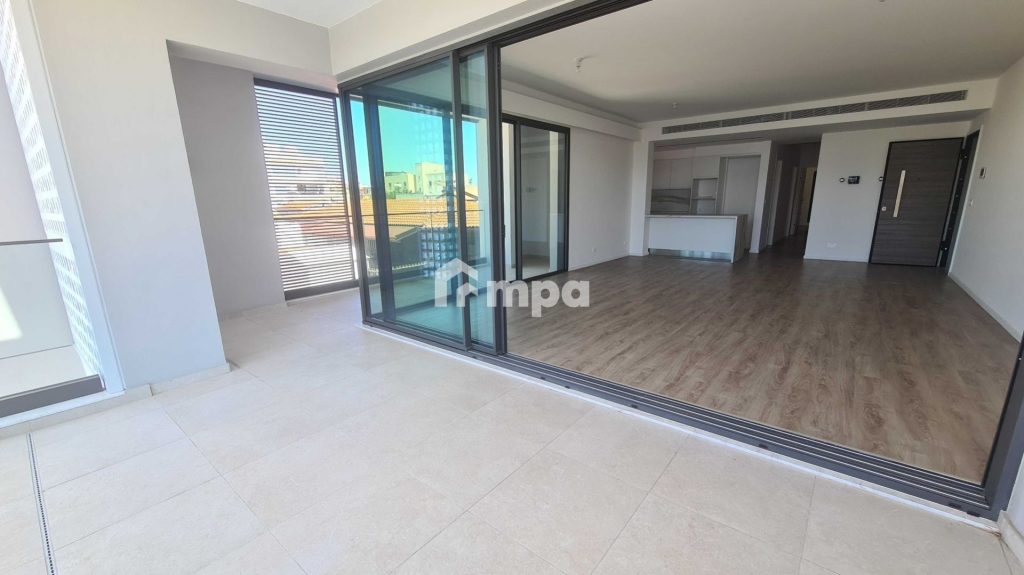 3 Bedroom Apartment for Sale in Agios Dometios, Nicosia District