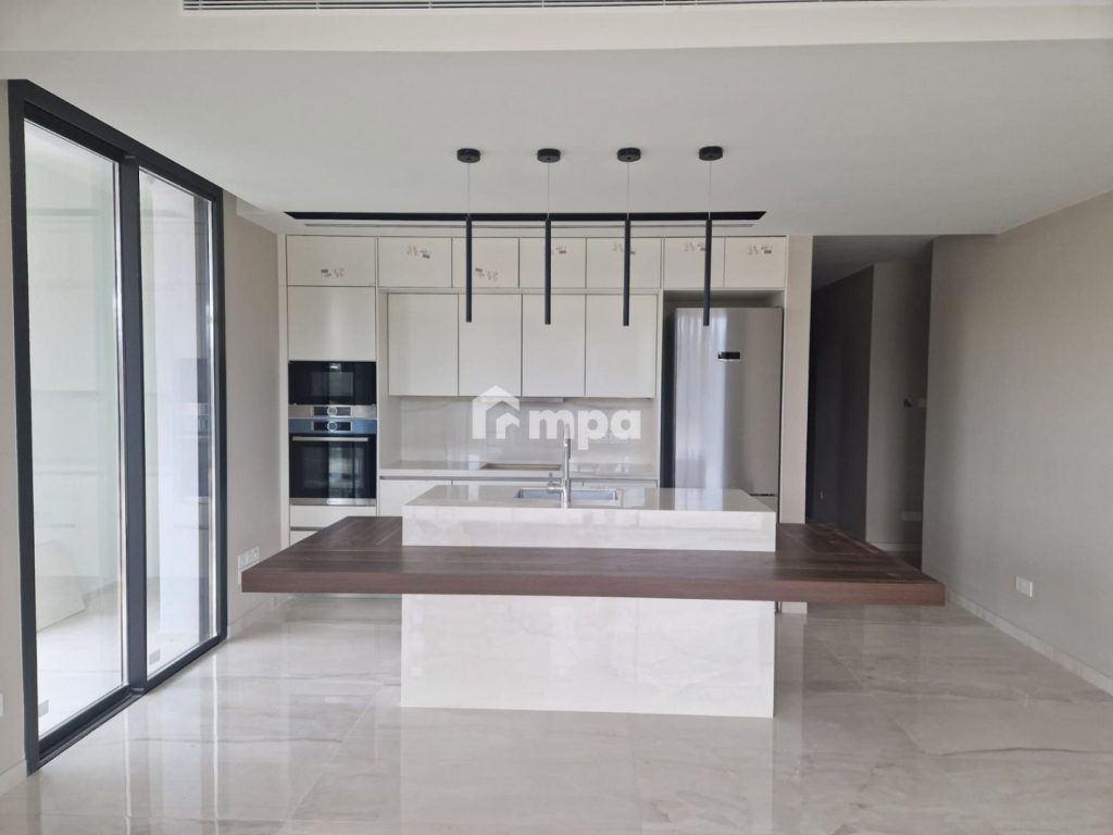 2 Bedroom Apartment for Sale in Engomi, Nicosia District