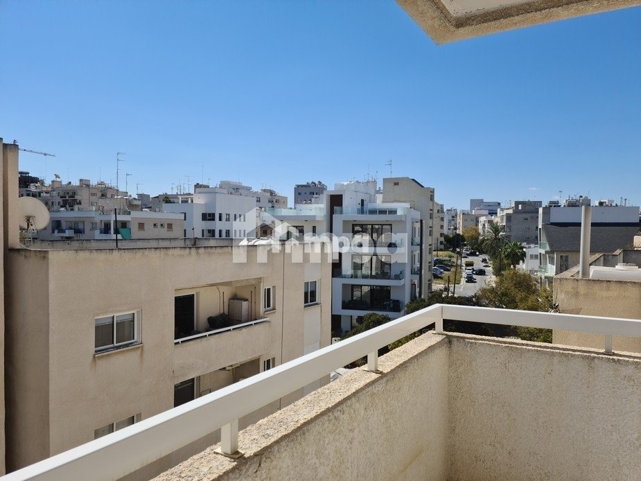 2 Bedroom Apartment for Sale in Agioi Omologites, Nicosia District