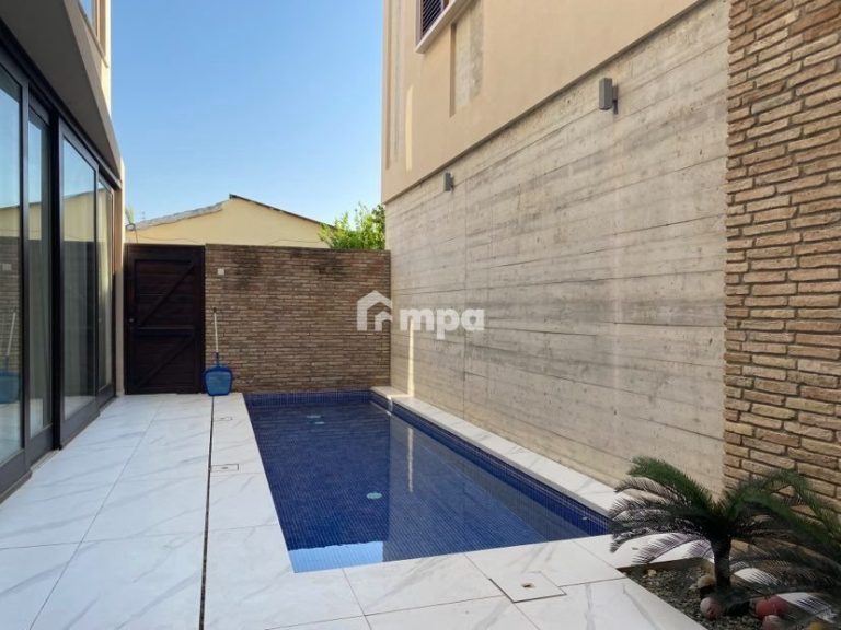 4 Bedroom House for Sale in Strovolos, Nicosia District