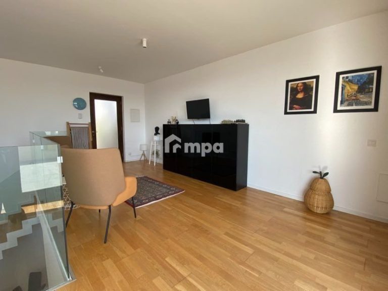 4 Bedroom House for Sale in Strovolos, Nicosia District