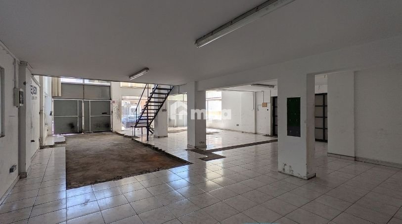 155m² Commercial for Sale in Aglantzia, Nicosia District