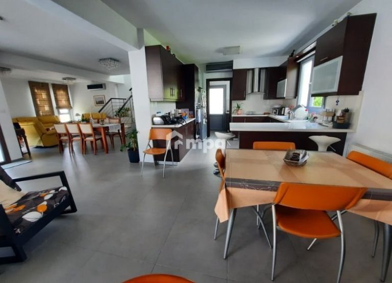 3 Bedroom House for Sale in Latsia, Nicosia District