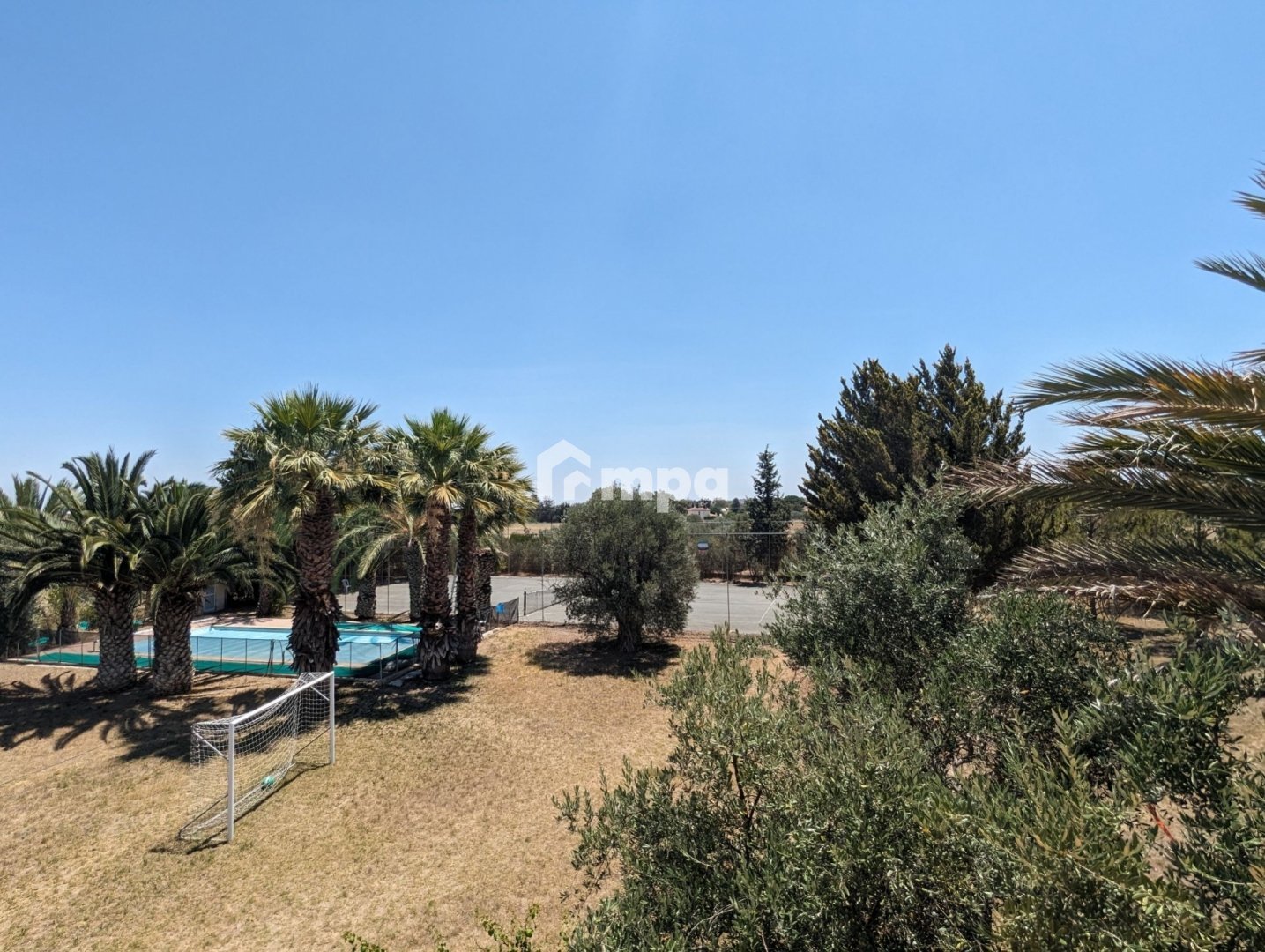 6+ Bedroom House for Sale in Ergates, Nicosia District