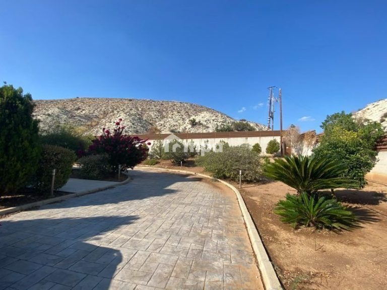 3 Bedroom House for Sale in Tseri, Nicosia District