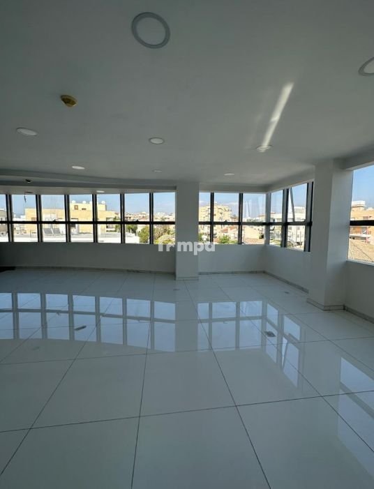 200m² Office for Rent in Strovolos, Nicosia District