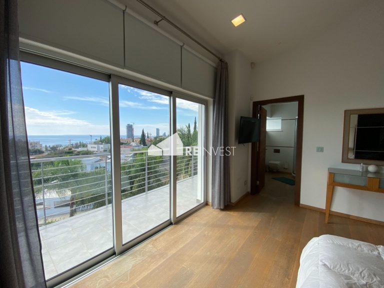 5 Bedroom House for Rent in Agios Tychonas, Limassol District