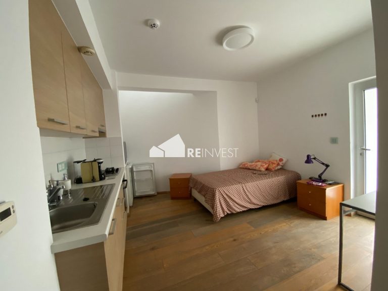 5 Bedroom House for Rent in Agios Tychonas, Limassol District