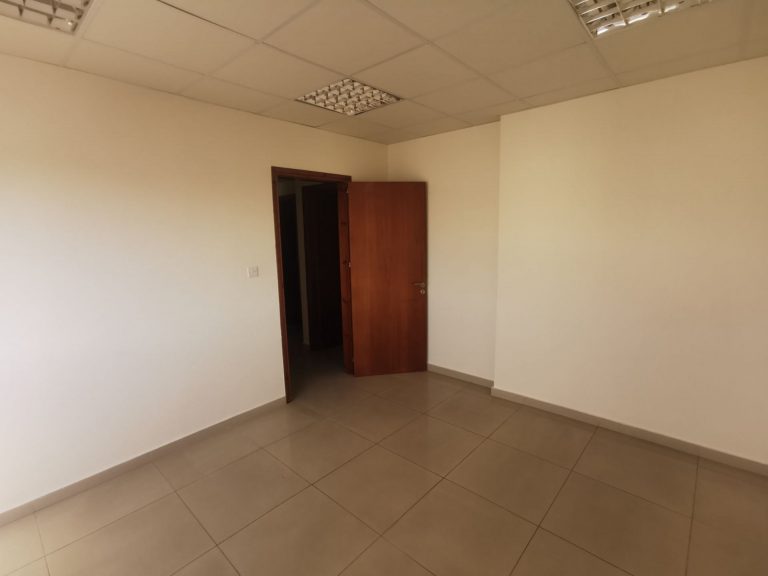 95m² Office for Rent in Limassol – Mesa Geitonia