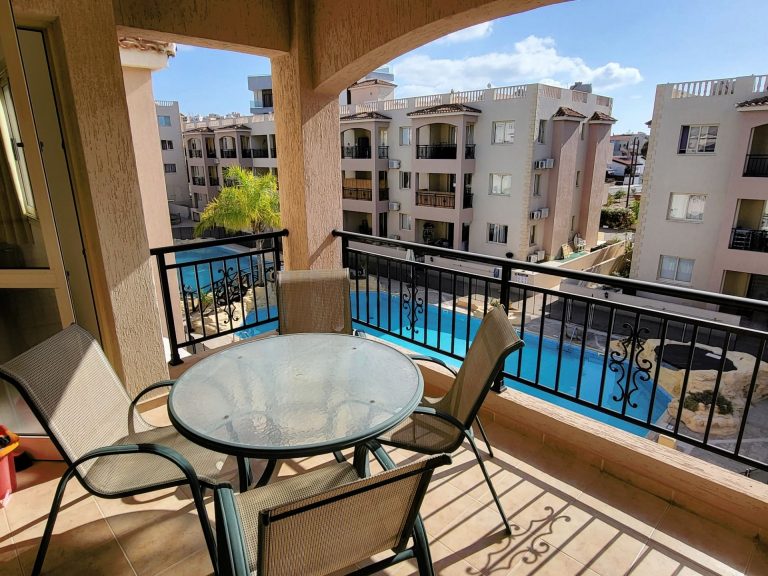 2 Bedroom Apartment for Sale in Tombs Of the Kings, Paphos District