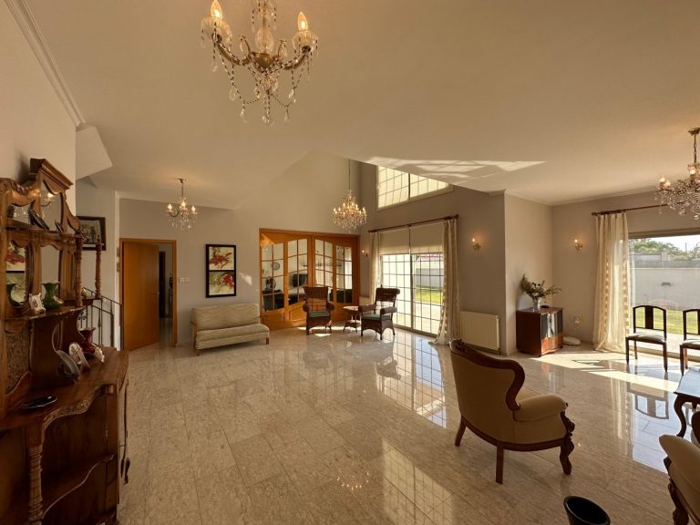 5 Bedroom House for Sale in Ypsonas, Limassol District