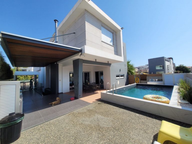 4 Bedroom House for Sale in Limassol – Katholiki