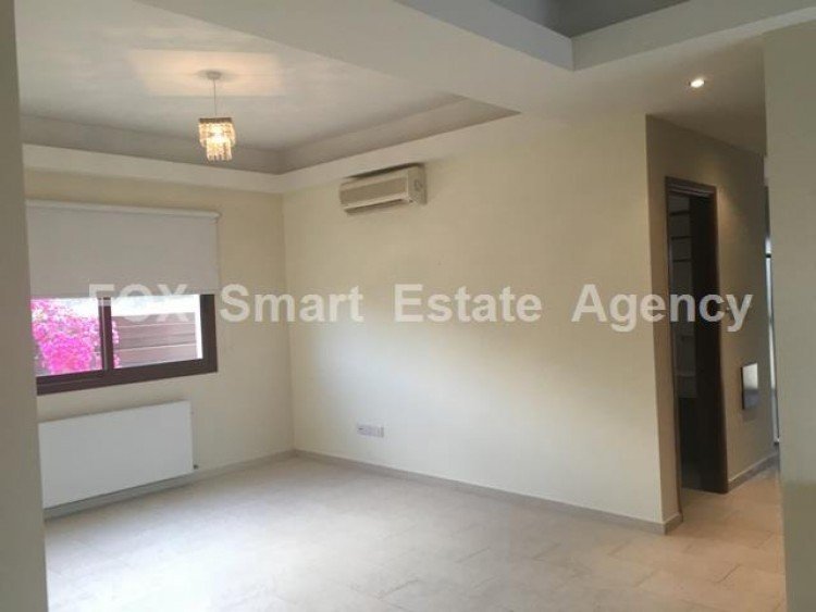 5 Bedroom House for Sale in Ypsonas, Limassol District