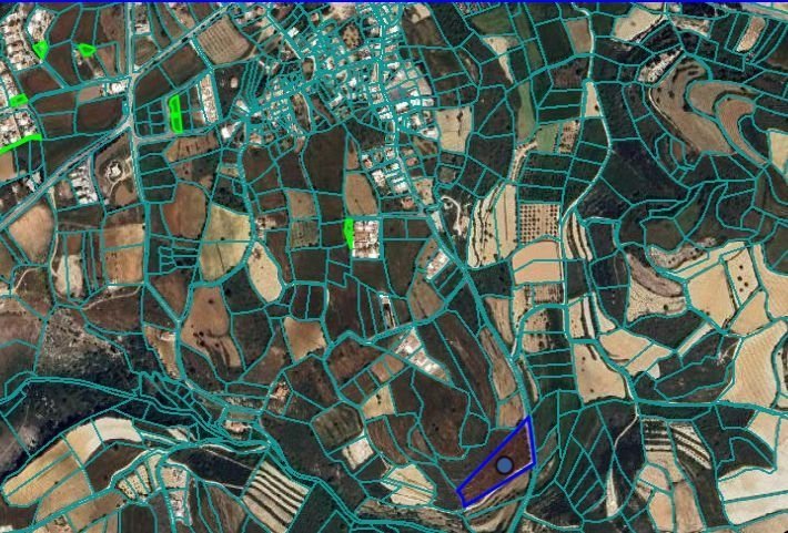 7,693m² Plot for Sale in Kathikas, Paphos District