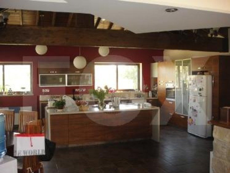 5 Bedroom House for Sale in Korfi, Limassol District