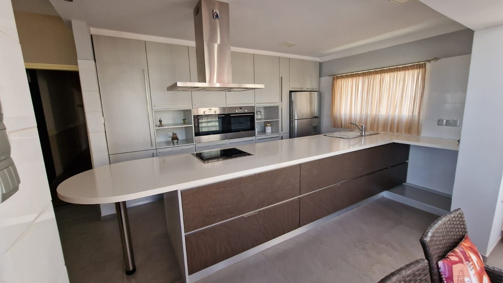 3 Bedroom Apartment for Rent in Limassol – Mesa Geitonia