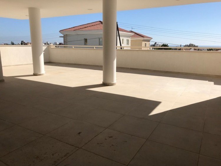 1000m² Building for Sale in Limassol – Kapsalos