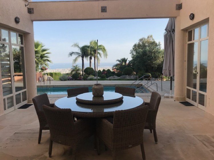 5 Bedroom House for Sale in Laiki Lefkothea, Limassol District