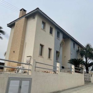 5 Bedroom House for Sale in Laiki Lefkothea, Limassol District