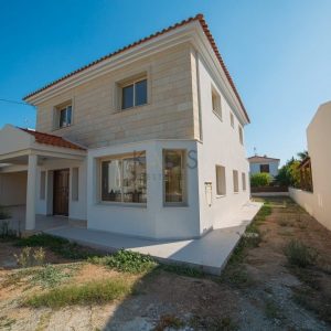 4 Bedroom House for Sale in Latsia, Nicosia District