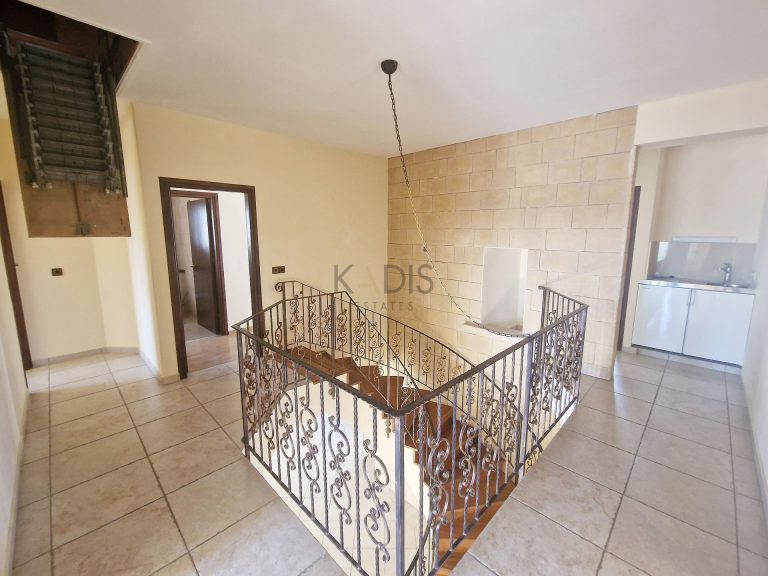 6+ Bedroom House for Sale in Tseri, Nicosia District