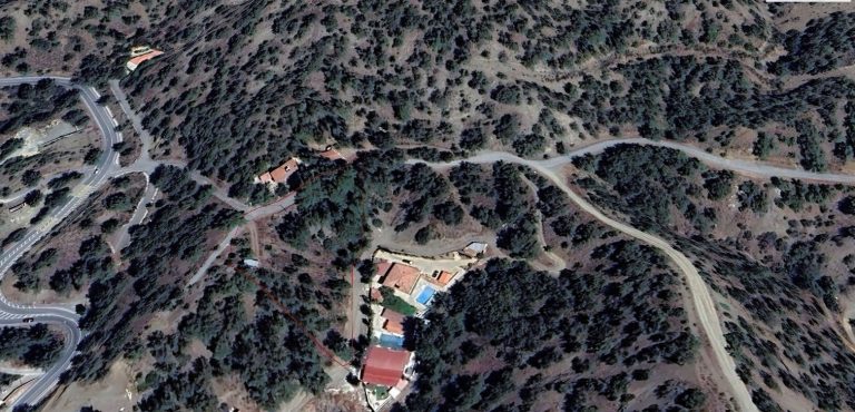 3,848m² Plot for Sale in Moniatis, Limassol District