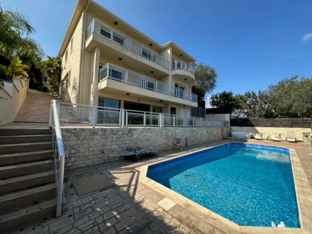 4 Bedroom House for Sale in Agia Paraskevi, Limassol District