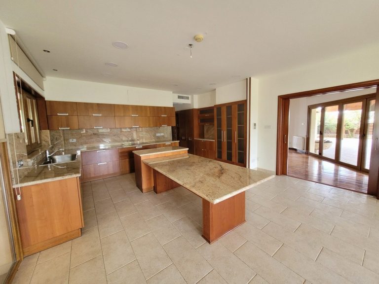 6+ Bedroom House for Sale in Limassol – Ekali