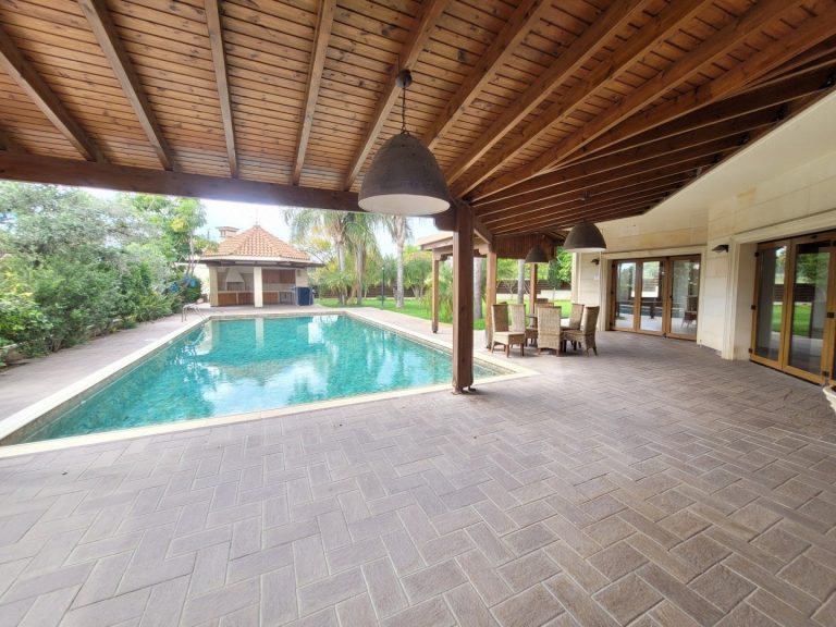 6+ Bedroom House for Sale in Limassol – Ekali