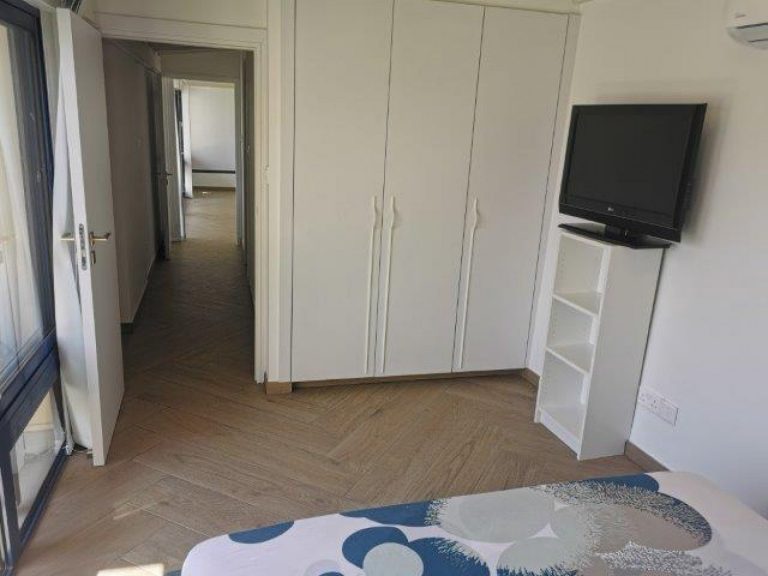 6+ Bedroom House for Sale in Agios Tychonas, Limassol District