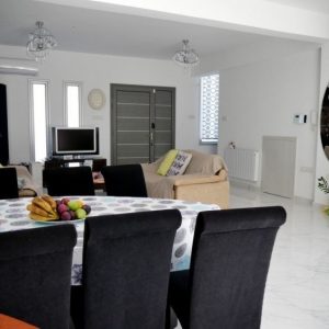 3 Bedroom House for Sale in Palodeia, Limassol District