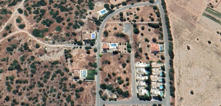 752m² Plot for Sale in Paramali, Limassol District