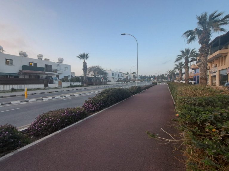 41m² Commercial for Sale in Kato Paphos