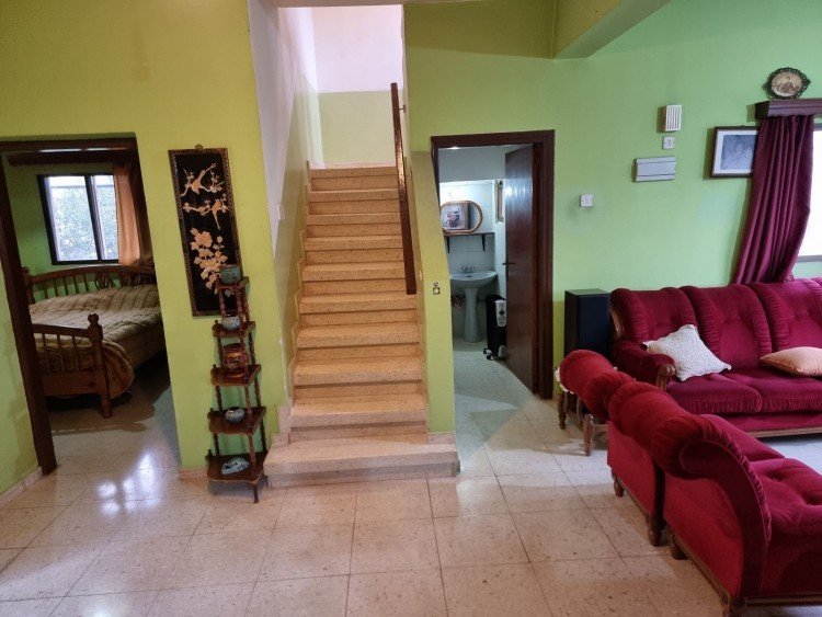 4 Bedroom House for Sale in Neo Chorio Pafou, Paphos District