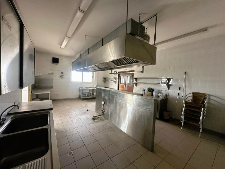 521m² Commercial for Sale in Timi, Paphos District