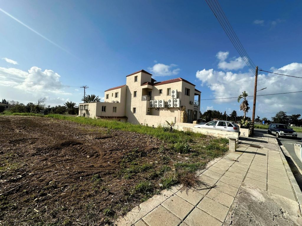 521m² Commercial for Sale in Timi, Paphos District