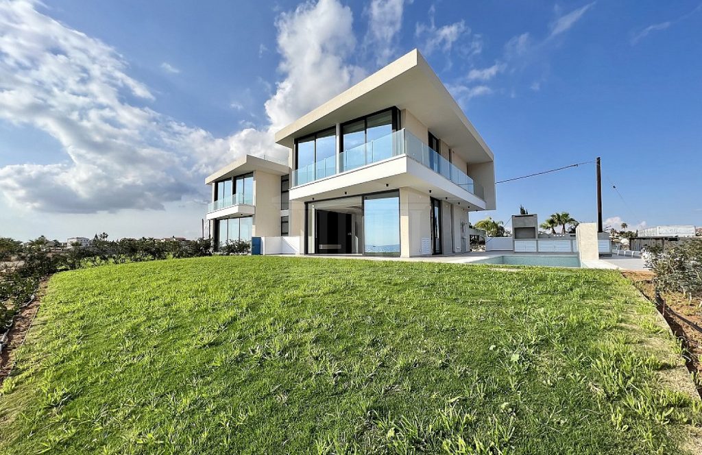 4 Bedroom Villa for Sale in Agia Thekla, Famagusta District