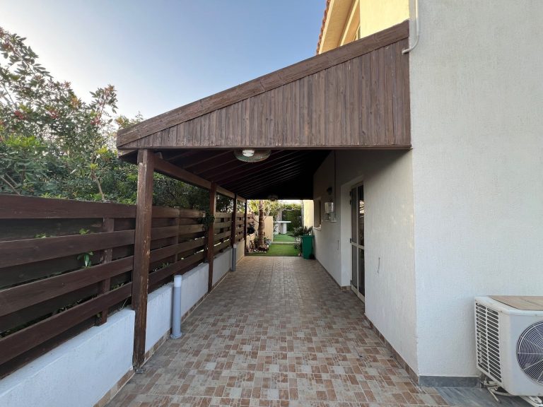 4 Bedroom House for Rent in Ypsonas, Limassol District