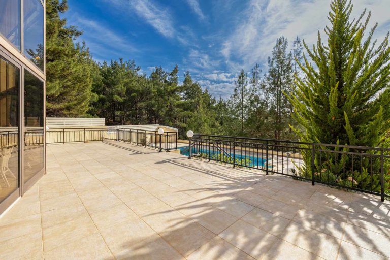 3 Bedroom Villa for Sale in Pano Platres, Limassol District