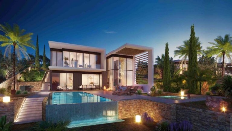 6+ Bedroom House for Sale in Paphos District