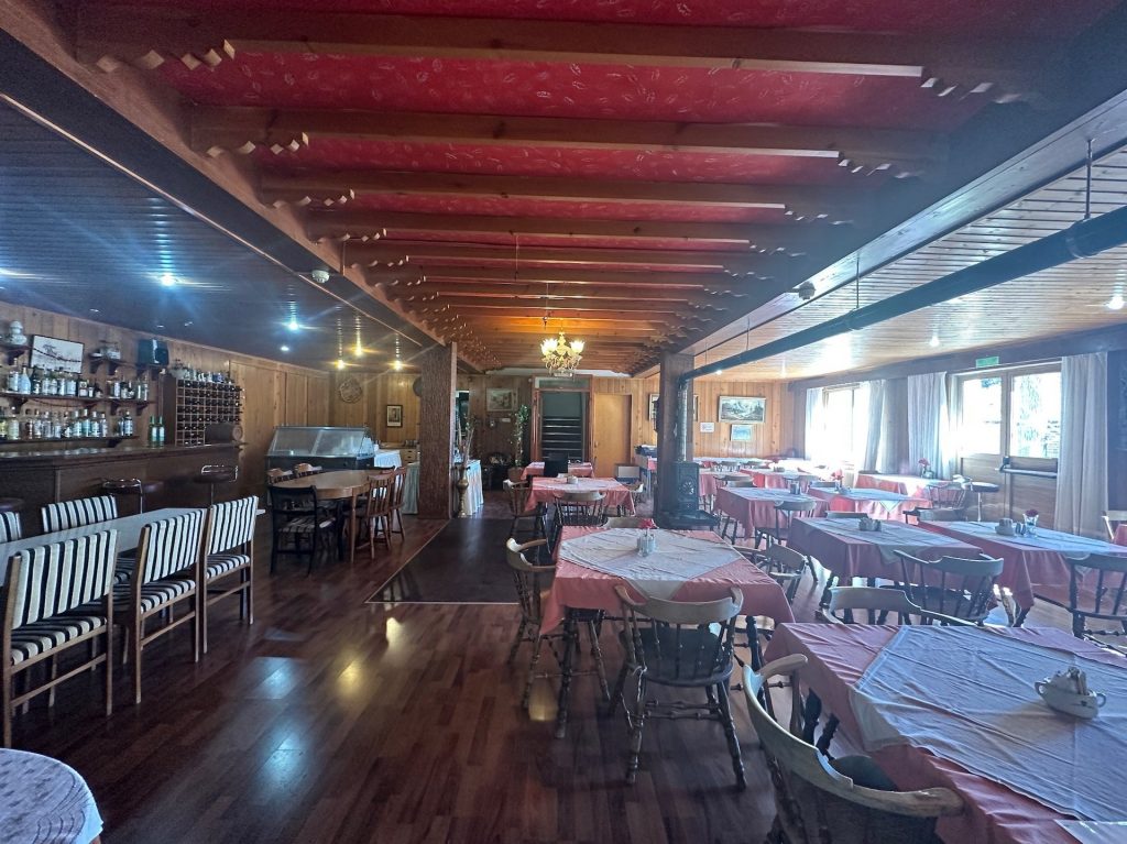 600m² Commercial for Sale in Pano Platres, Limassol District