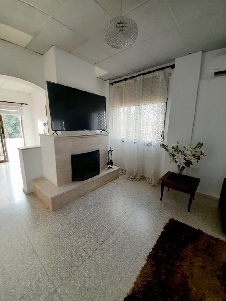 6+ Bedroom House for Sale in Paphos