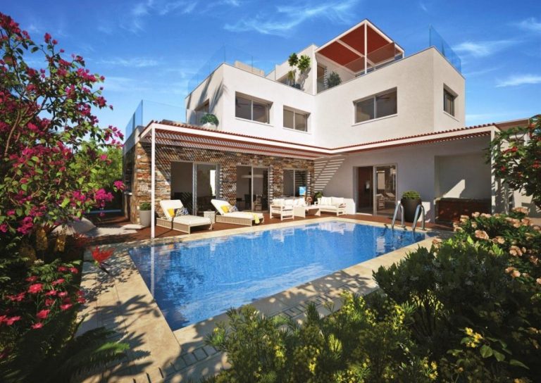 4 Bedroom House for Sale in Geroskipou, Paphos District