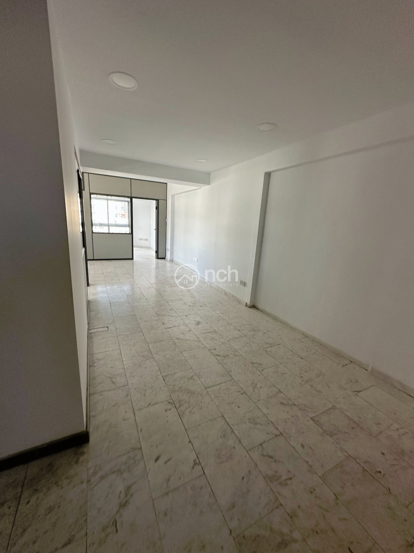 160m² Office for Rent in Nicosia – Trypiotis