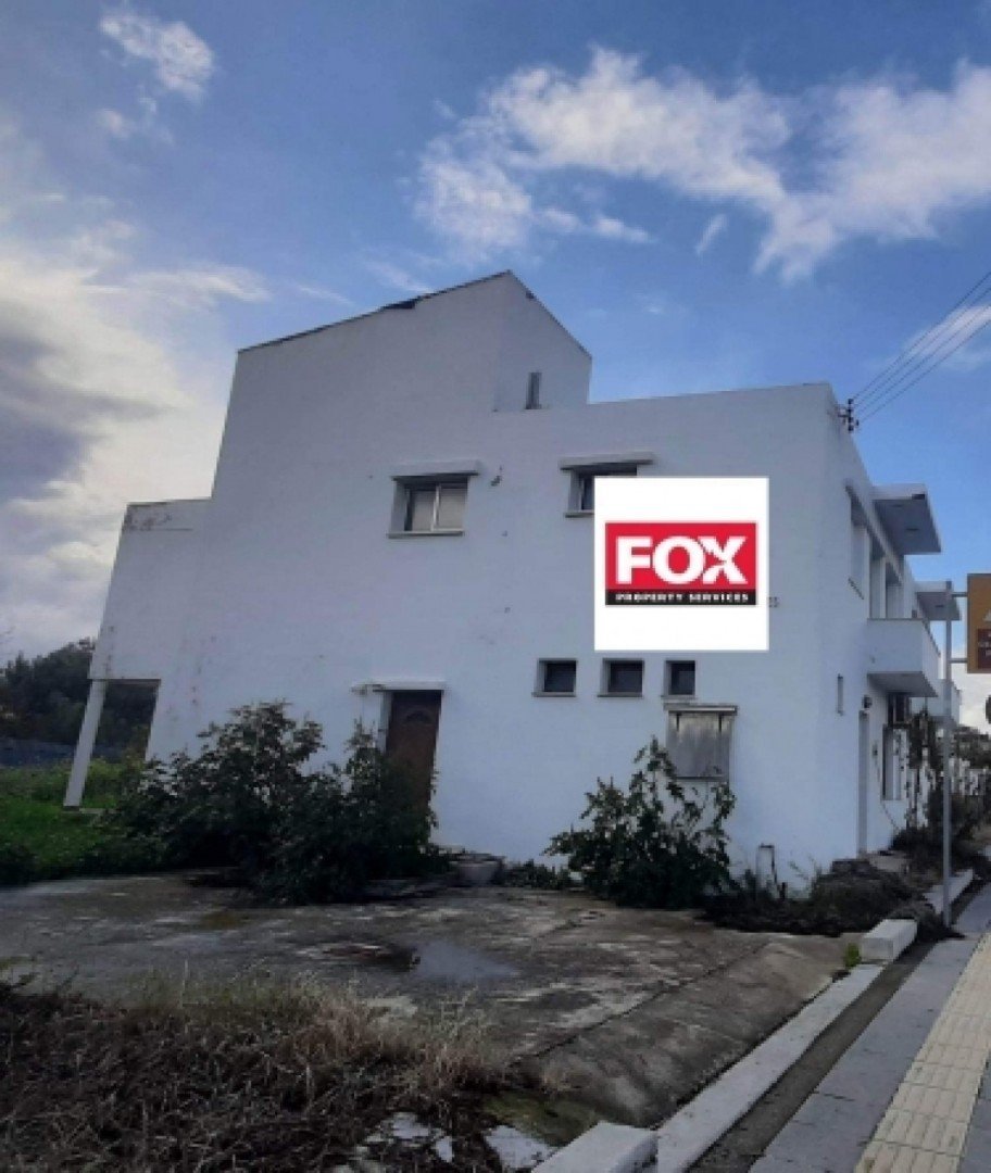 350m² Building for Sale in Geroskipou, Paphos District