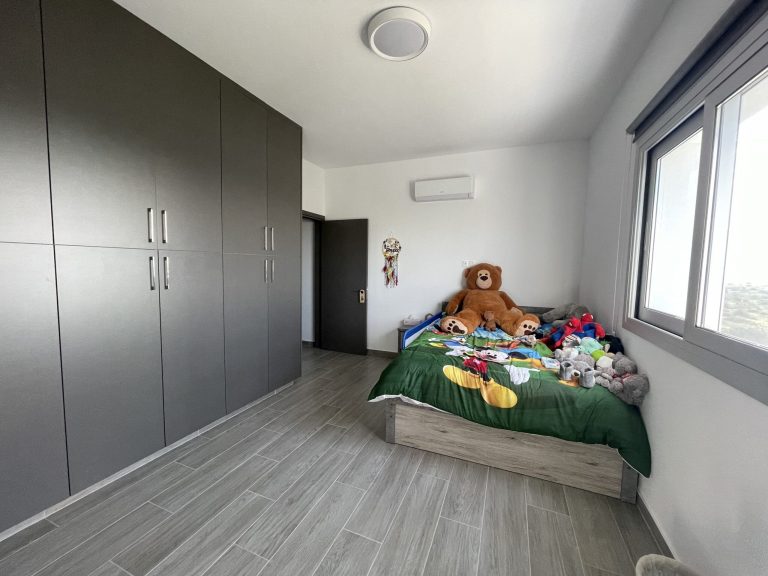 6+ Bedroom House for Rent in Limassol District